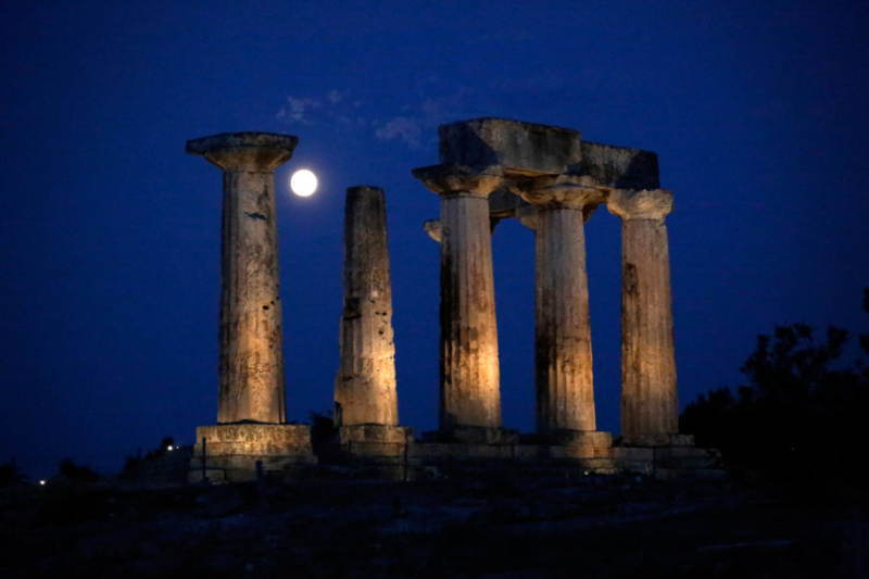 Supermoon Greece