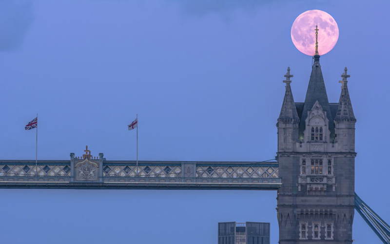 Supermoon Tower Bridge