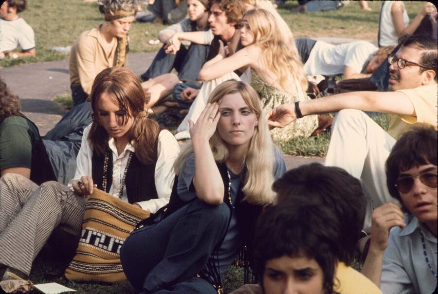 69 Wild Woodstock Photos That Ll Transport You To The Summer Of 1969