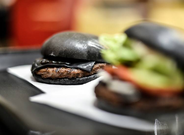 Fast Food Black Burgers