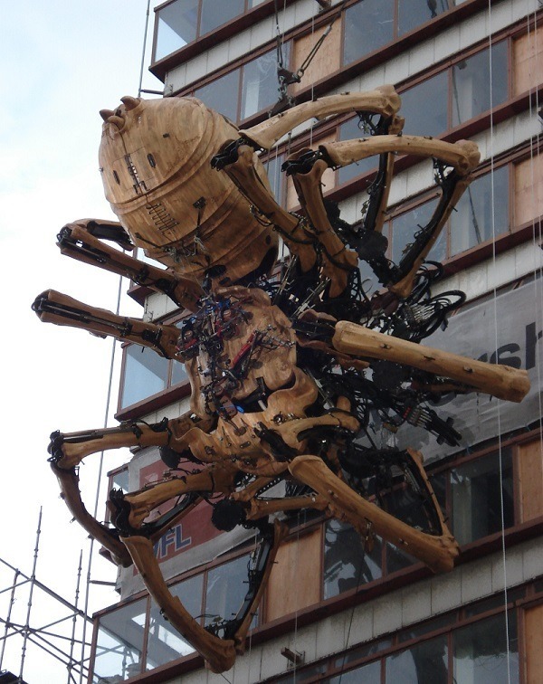 Long Ma in Liverpool La Machine