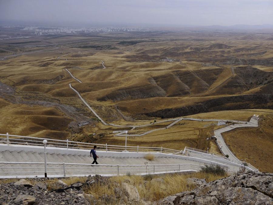 Turkmenistan Vast Spaces