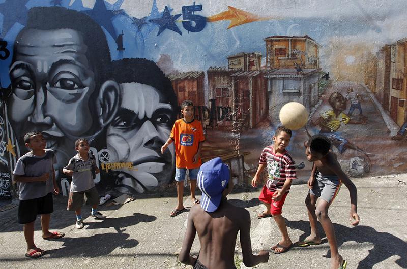 Favelas Vila Kids Soccer