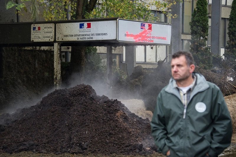 French Farmer Protests Manure