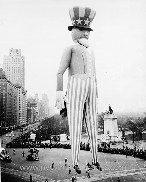 24 Fantastic Vintage Pictures Of The Macy's Thanksgiving Day Parade