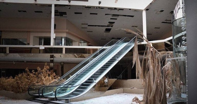 Abandoned Mall Pictures