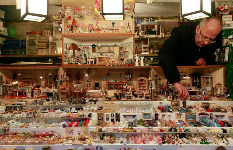 Christmas In Nuremberg Miniatures