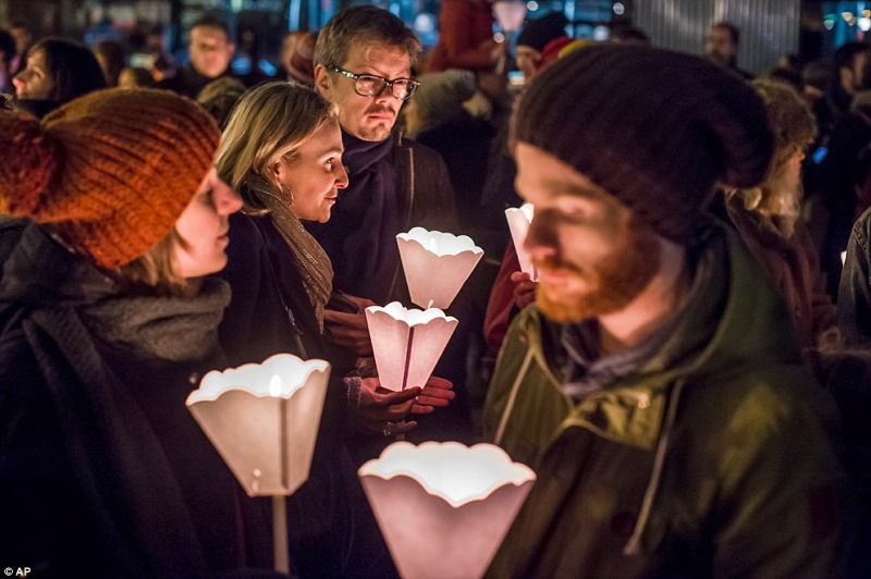 Je Suis Charlie Vigil