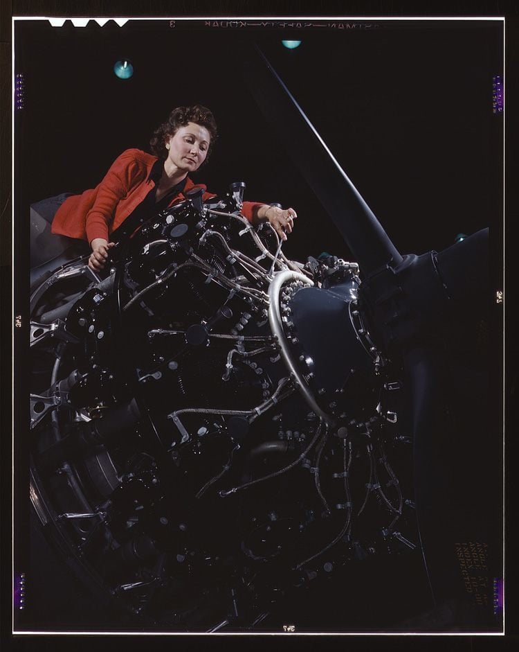 women of WWII engine installer