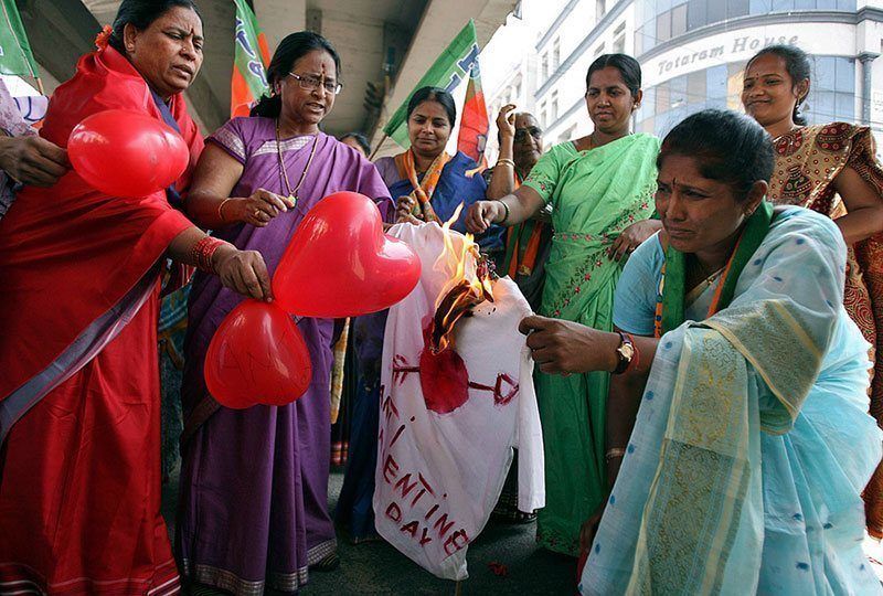 Indian Women Protest Valentine's Day