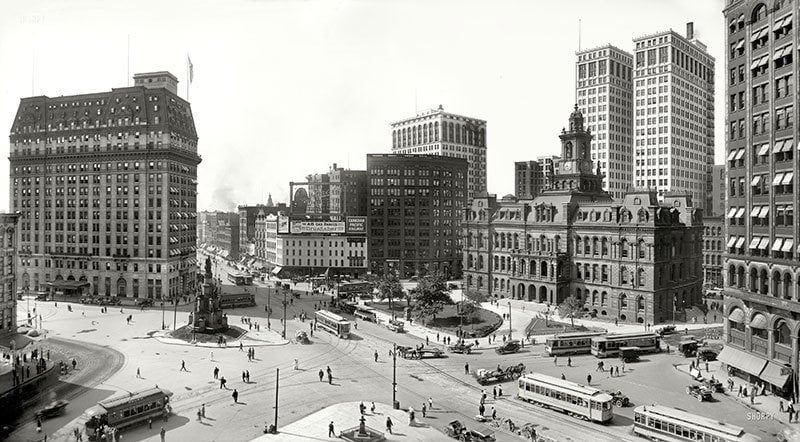 Downtown Detroit in 1915