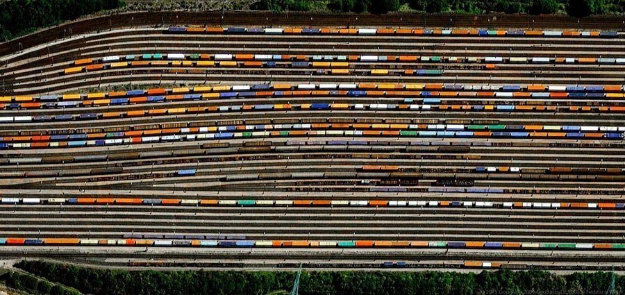 geometric earth train cars