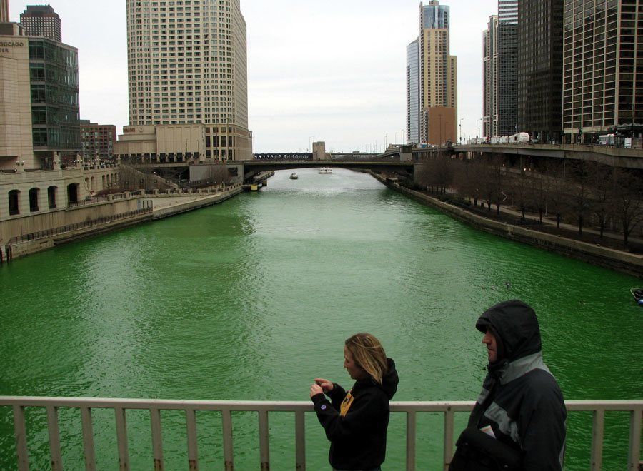 st patricks day celebrations chicago green river