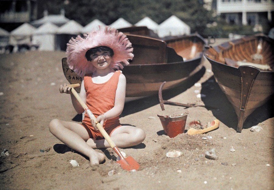 england in color beach