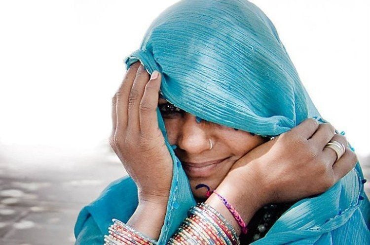 india pakistan street portraits gypsy