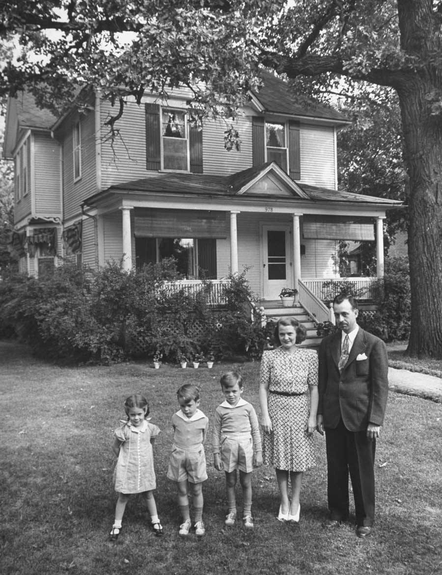 American Housewives Before Ww2 Women On The Cusp Of Transformation