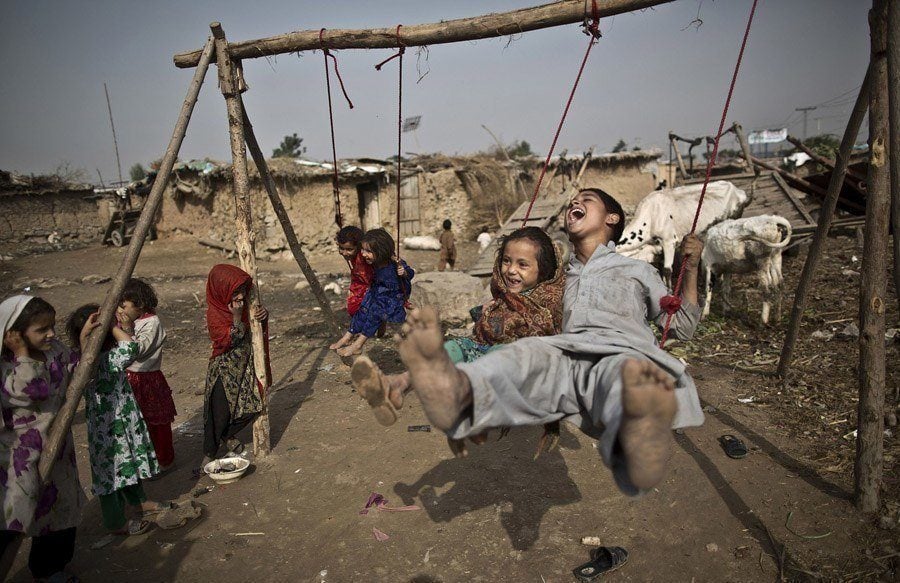 Pakistan amusement parks swingset