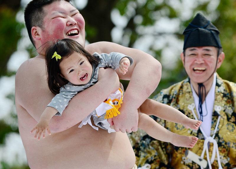 Adorable Crying Sumo Baby Contest