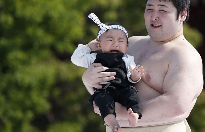 Japanese Babies Cry for Good Fortune