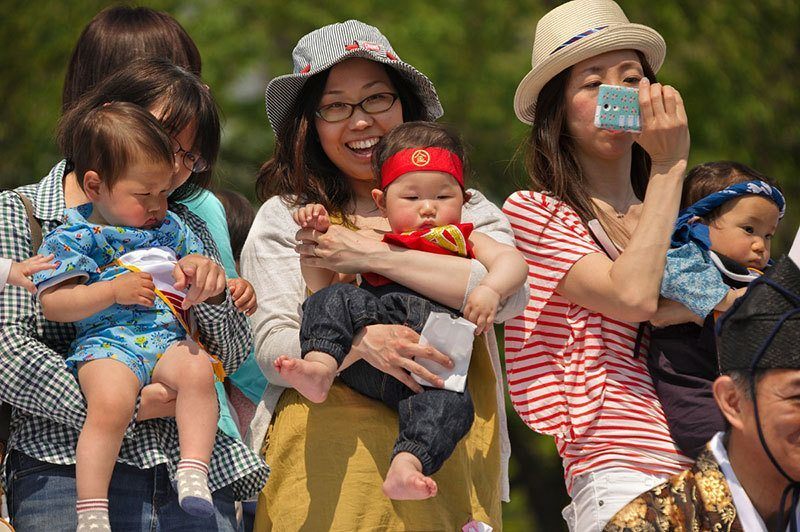 Parents Wait for Naki Sumo
