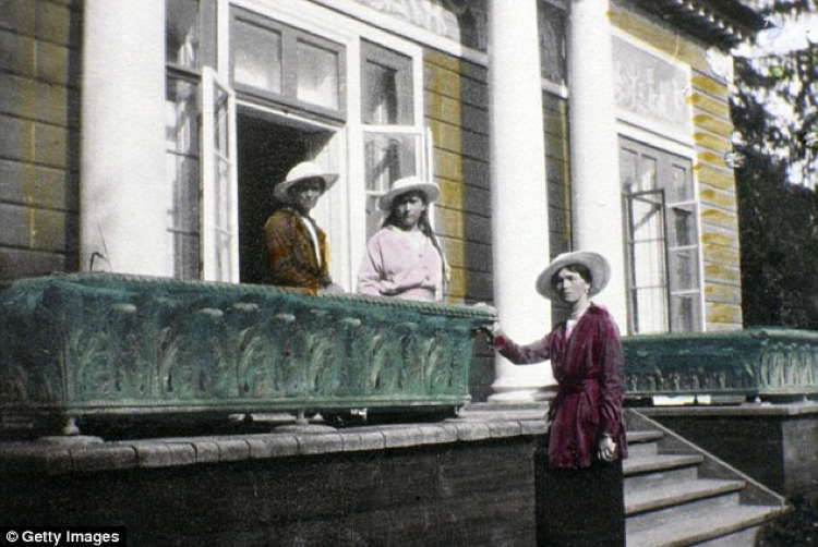 End Of Empire: 47 Photos Of The Last Days Of The Romanov Family