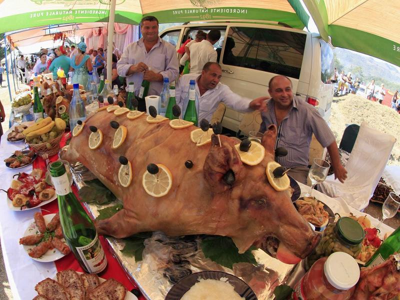 Gypsies Roast Pig