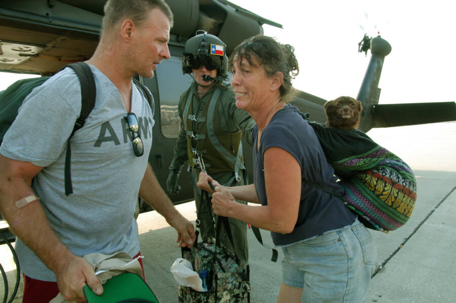 Couple Fleeing Katrina With Their Pets