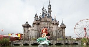 Og Banksy Dismaland Ariel