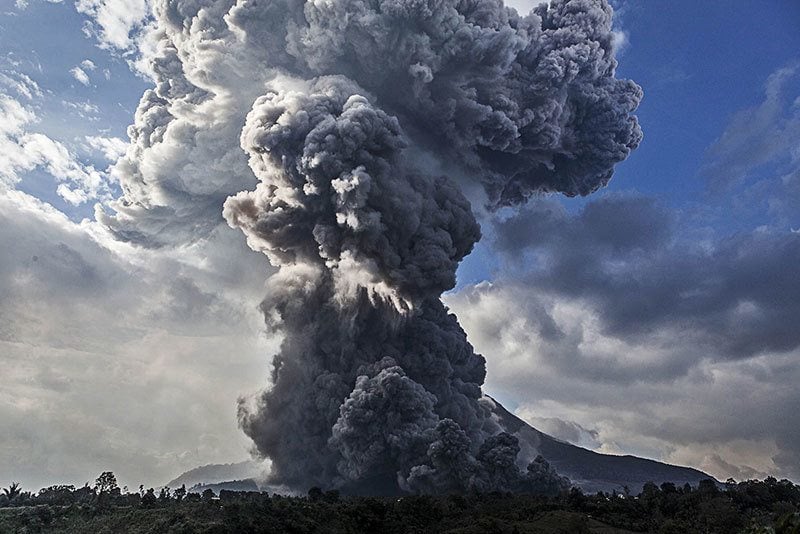 Summer Weather 2015 Indonesia Mount Sinabung