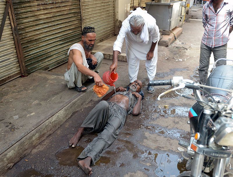 Summer Weather 2015 Pakistan Heat Wave Victim