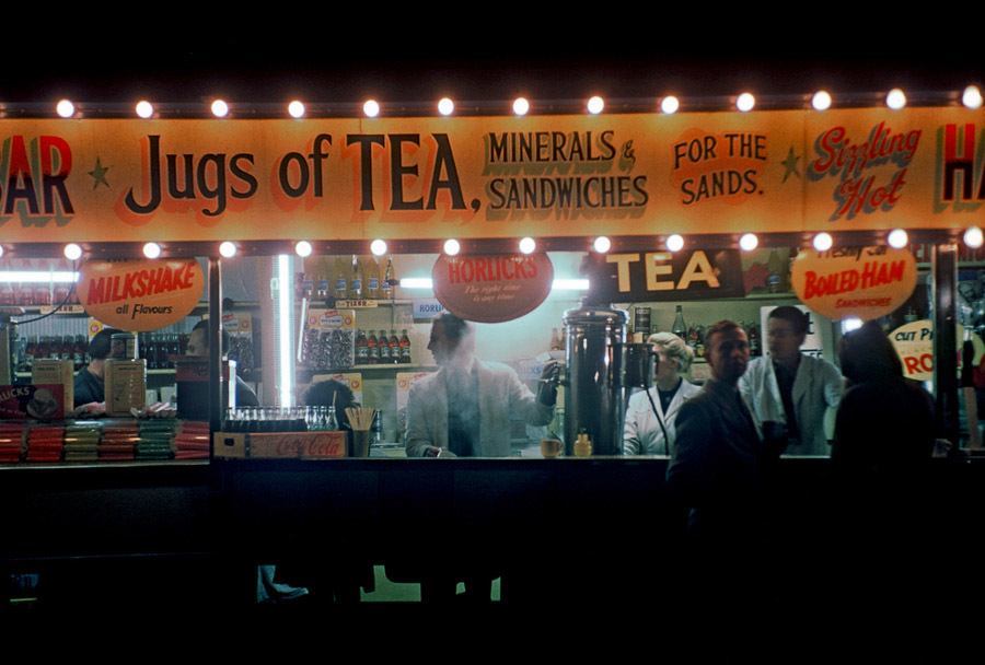 Blackpool beach 1954 tea