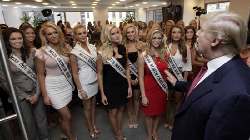 Donald Trump With Beauty Pageant Contestants