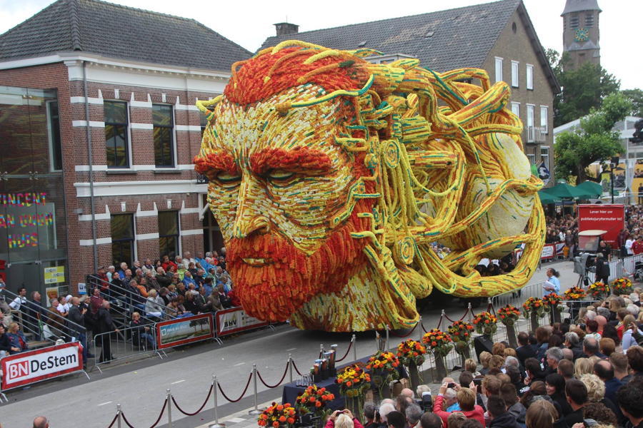 Van Gogh Flower Float