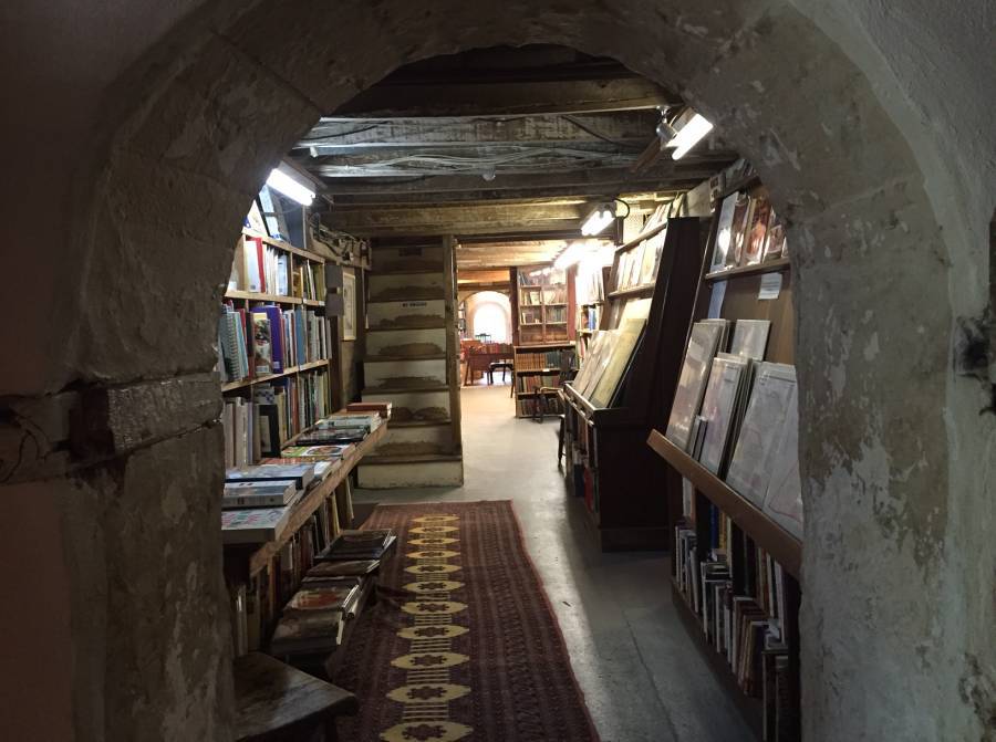 Coolest Bookstores Book Barn Archway