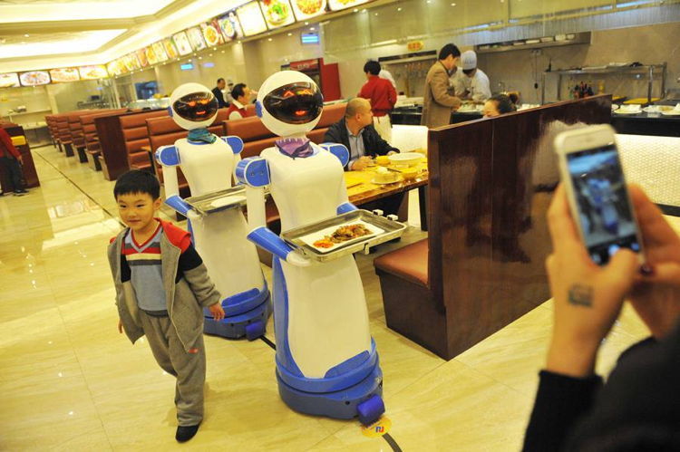 Robots Jobs Serving
