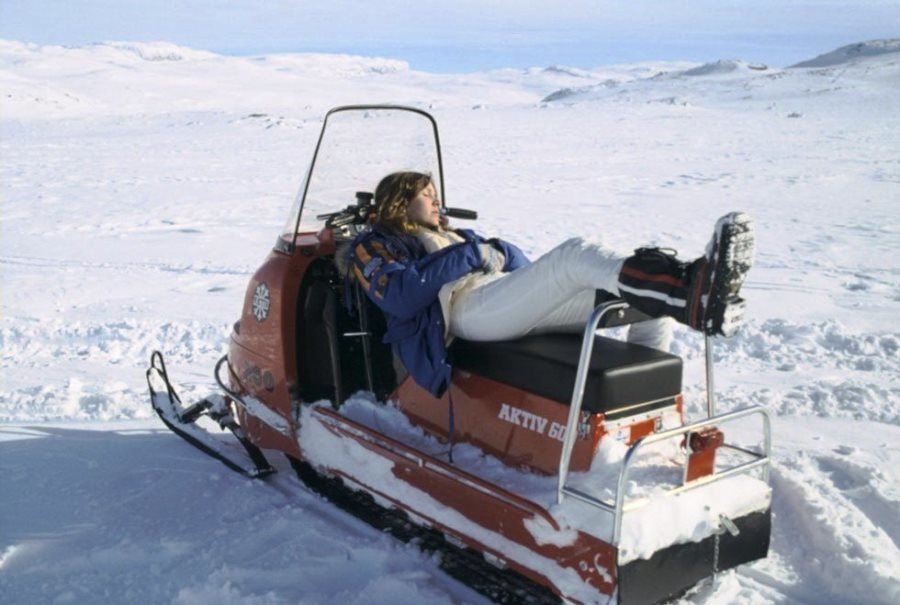 Carrie Fisher Napping