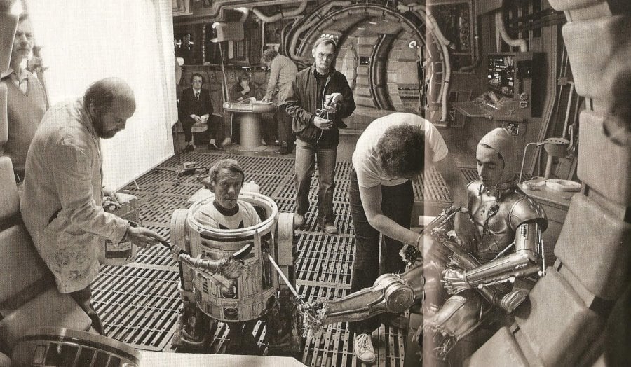 49 Fantastic Behind The Scenes Photos From Star Wars