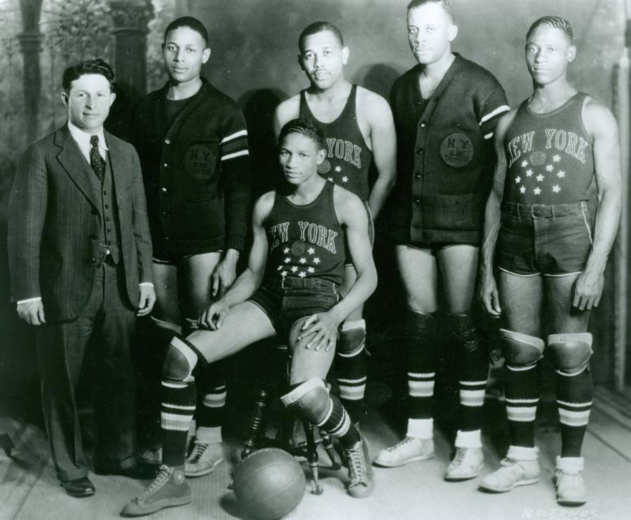 Original Harlem Globetrotters Team