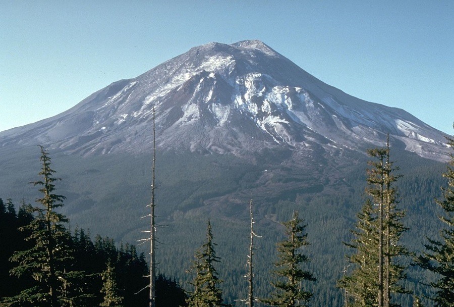 Before Mount St. Helens Eruption