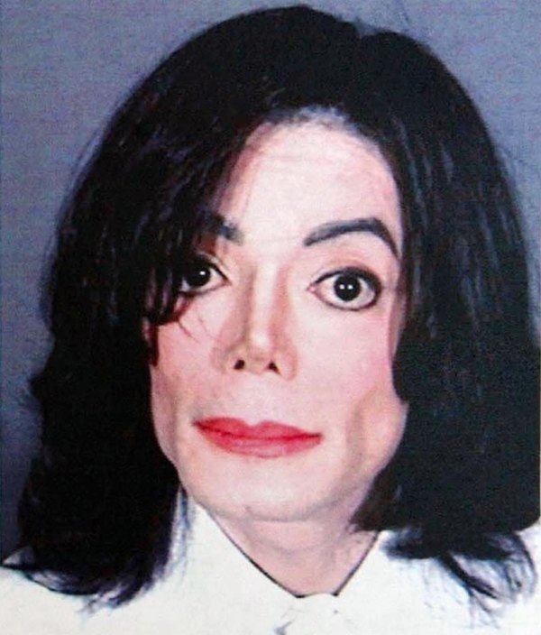 Michael Jackson Mugshot 2003