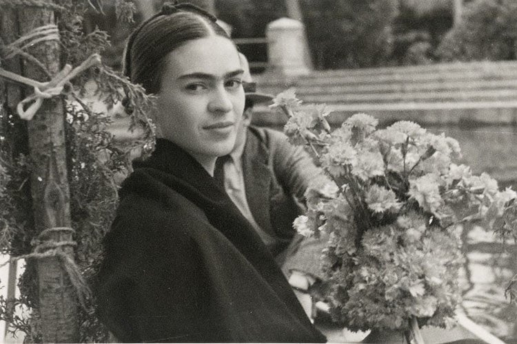 52 Enthralling Frida Kahlo Photos Of The 20th Centurys Most Accomplished Female Artist 4626