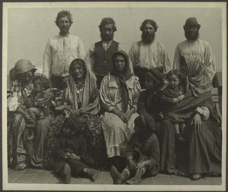 Serbian Gypsies