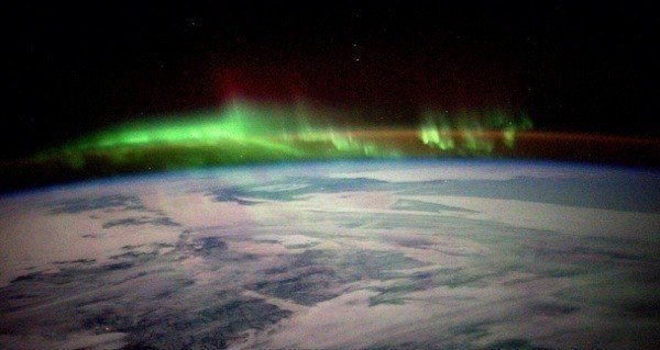 The 33 Best Scott Kelly Photos Will Transport You To Space