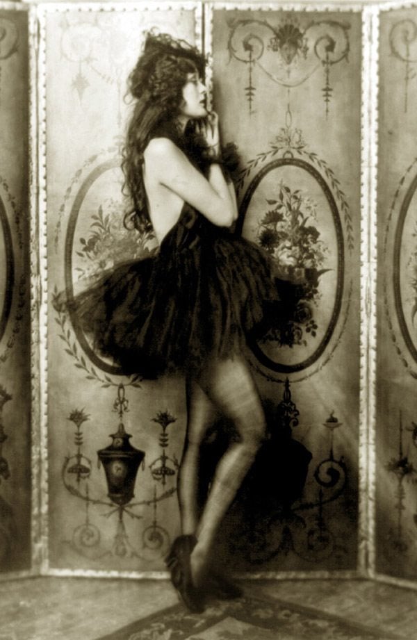 Ziegfeld Follies Photos That Prove How Sexy The Roaring Twenties Were