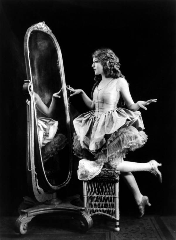 Ziegfeld Follies Photos That Prove How Sexy The Roaring Twenties Were 6303