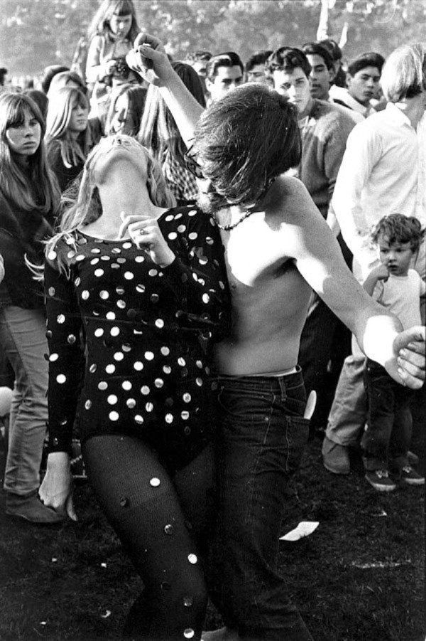 55 Photos Of 1960s San Francisco During The Height Of Hippie Power