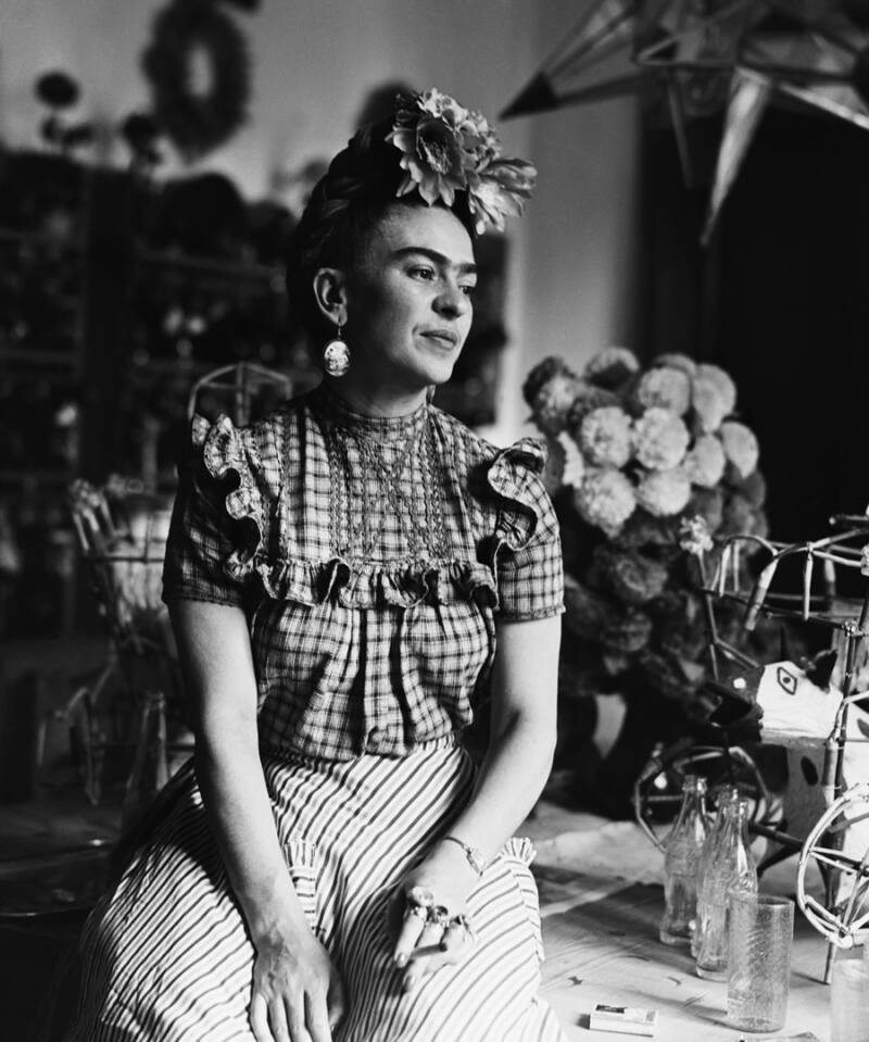 Frida And Flowers