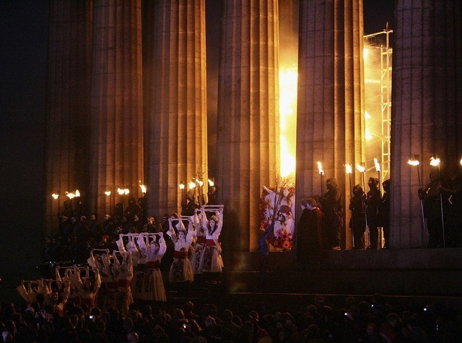 Procession Beltane Fire Festival