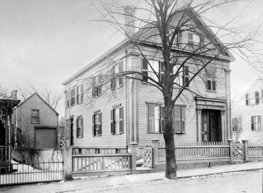 Fall River House