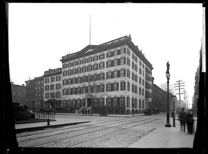 Old New York: 39 Stunning Shots Of Manhattan Before The Skyscrapers